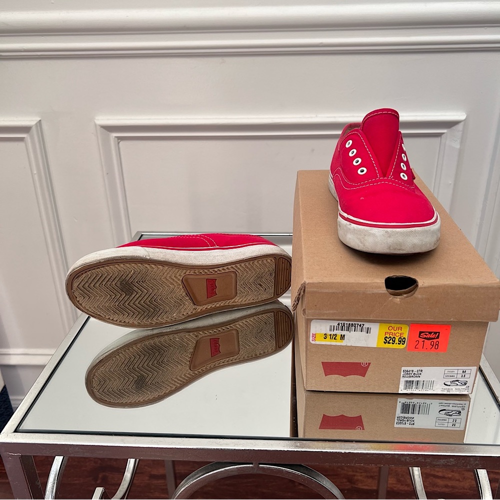 LEVI Stratuss low-tops .